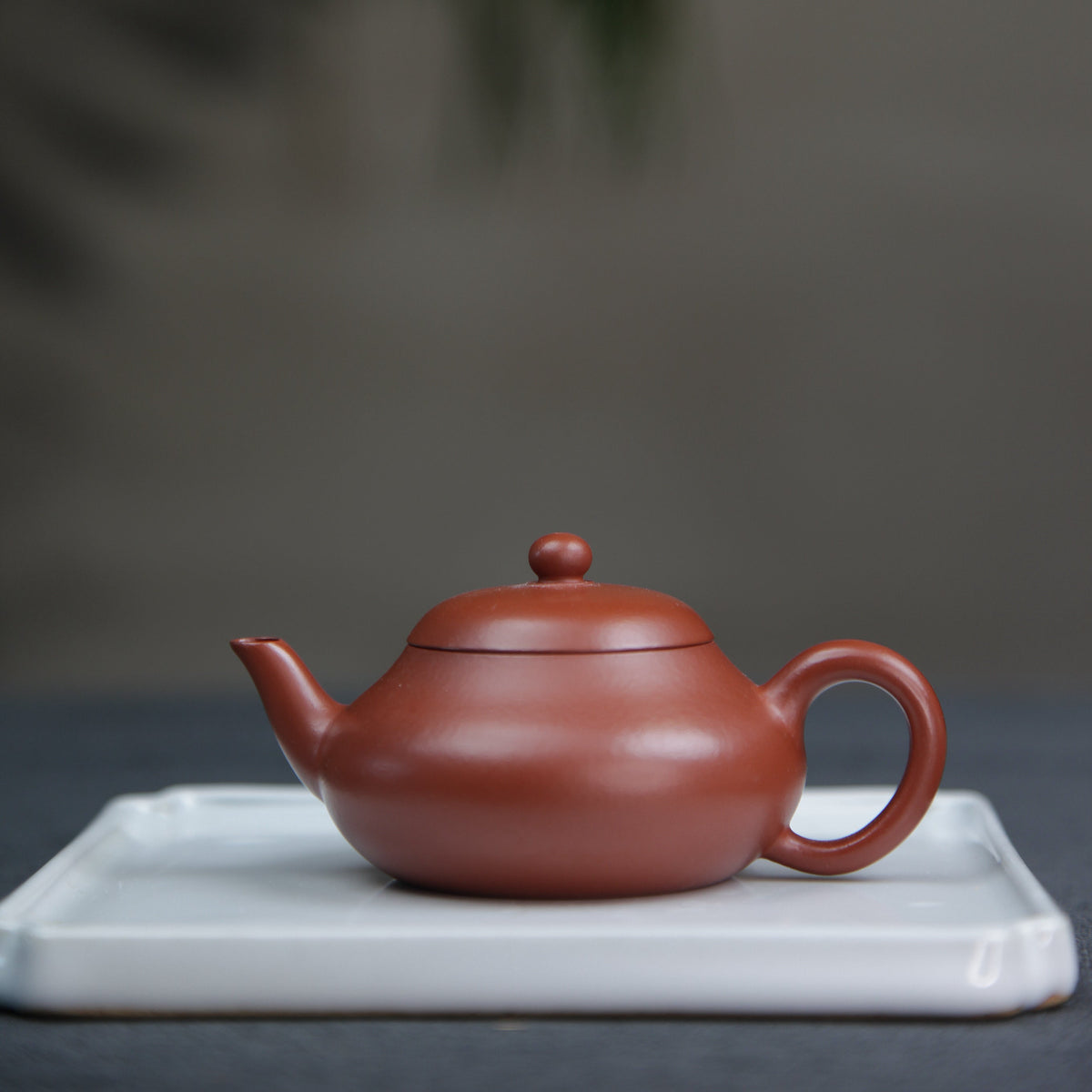 宜兴紫砂朱泥矮梨壶135ml[ZS83] – LAPSANGSTORE
