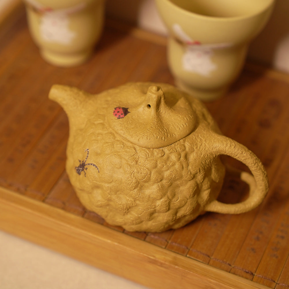 宜兴泥绘紫砂壶 树皮纹壶[ZS24] – LAPSANGSTORE
