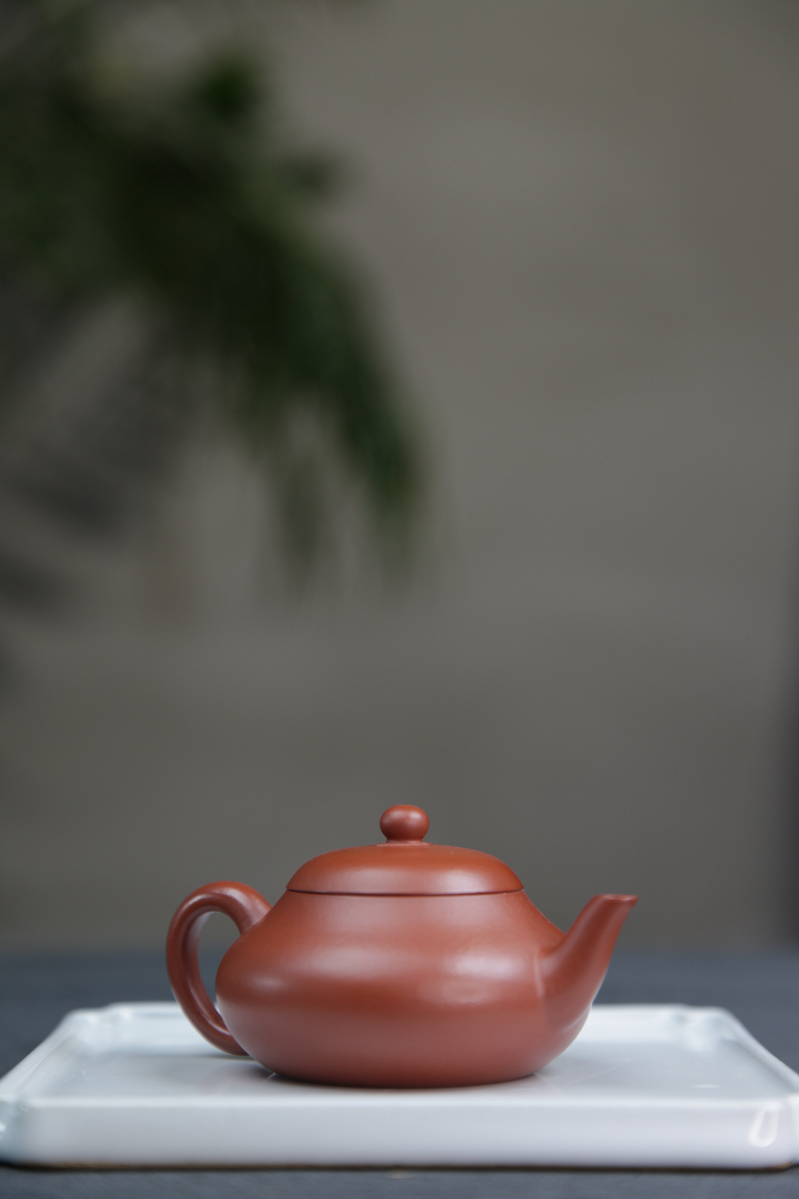 YiXing ZiSha Red Mud Dwarf Pear Pot 朱泥矮梨壶135ml [ZS83]