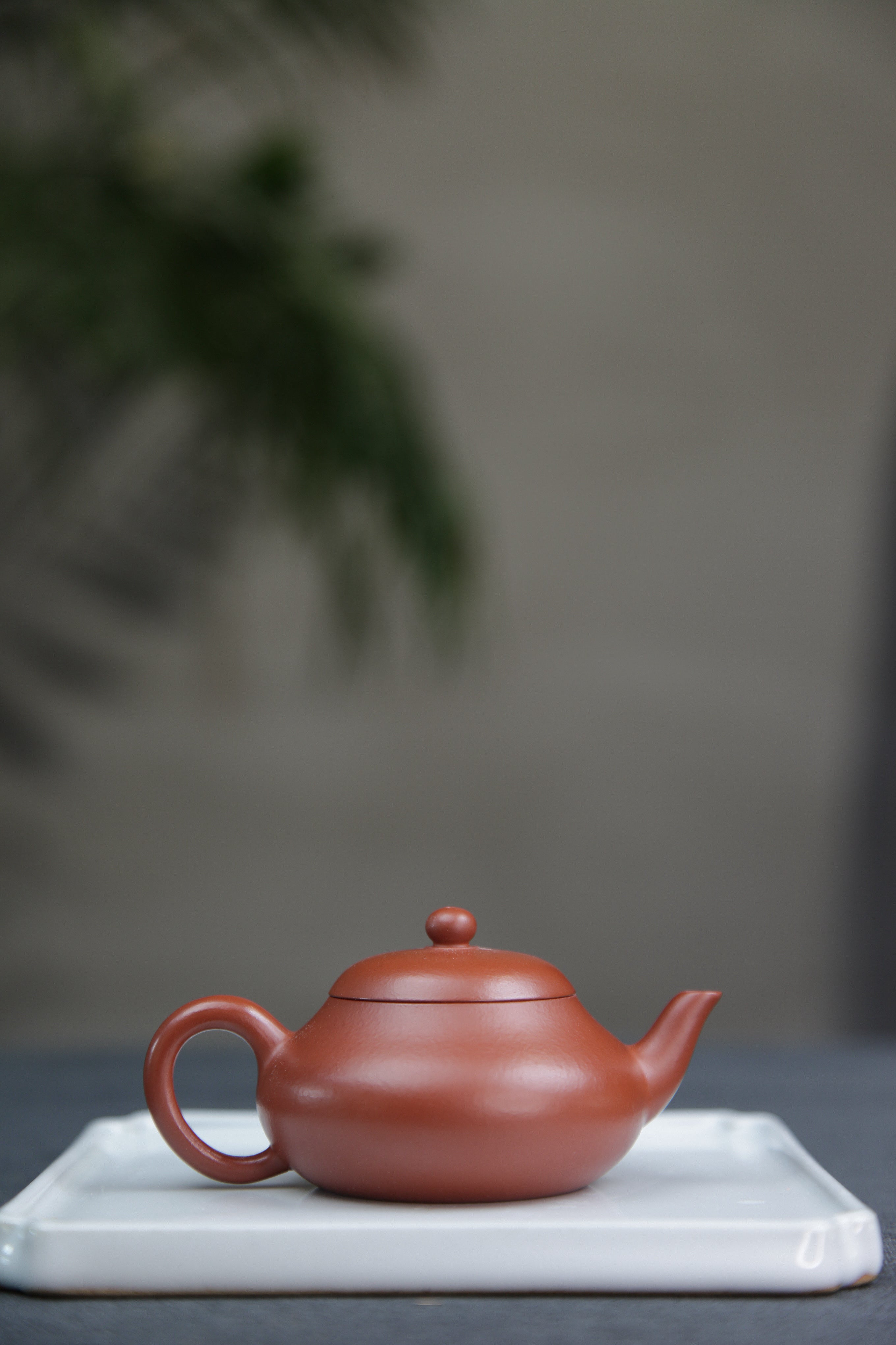 YiXing ZiSha Red Mud Dwarf Pear Pot 朱泥矮梨壶135ml [ZS83]