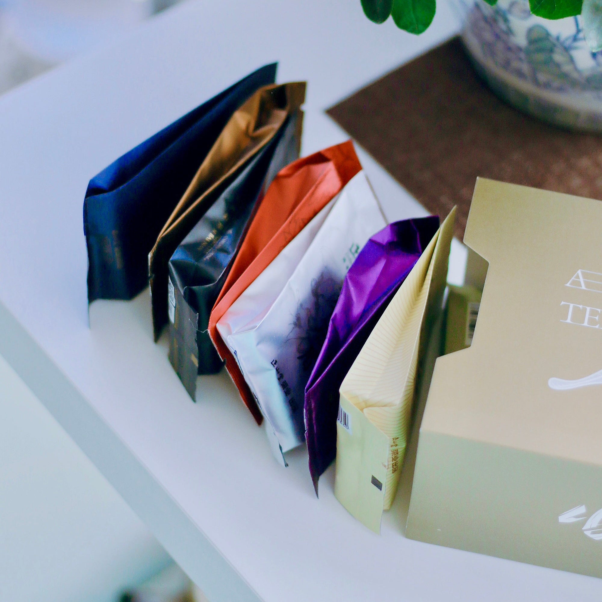 【Échantillon de Thés A】Collection de 10 Thés Noirs en Mini-sachets