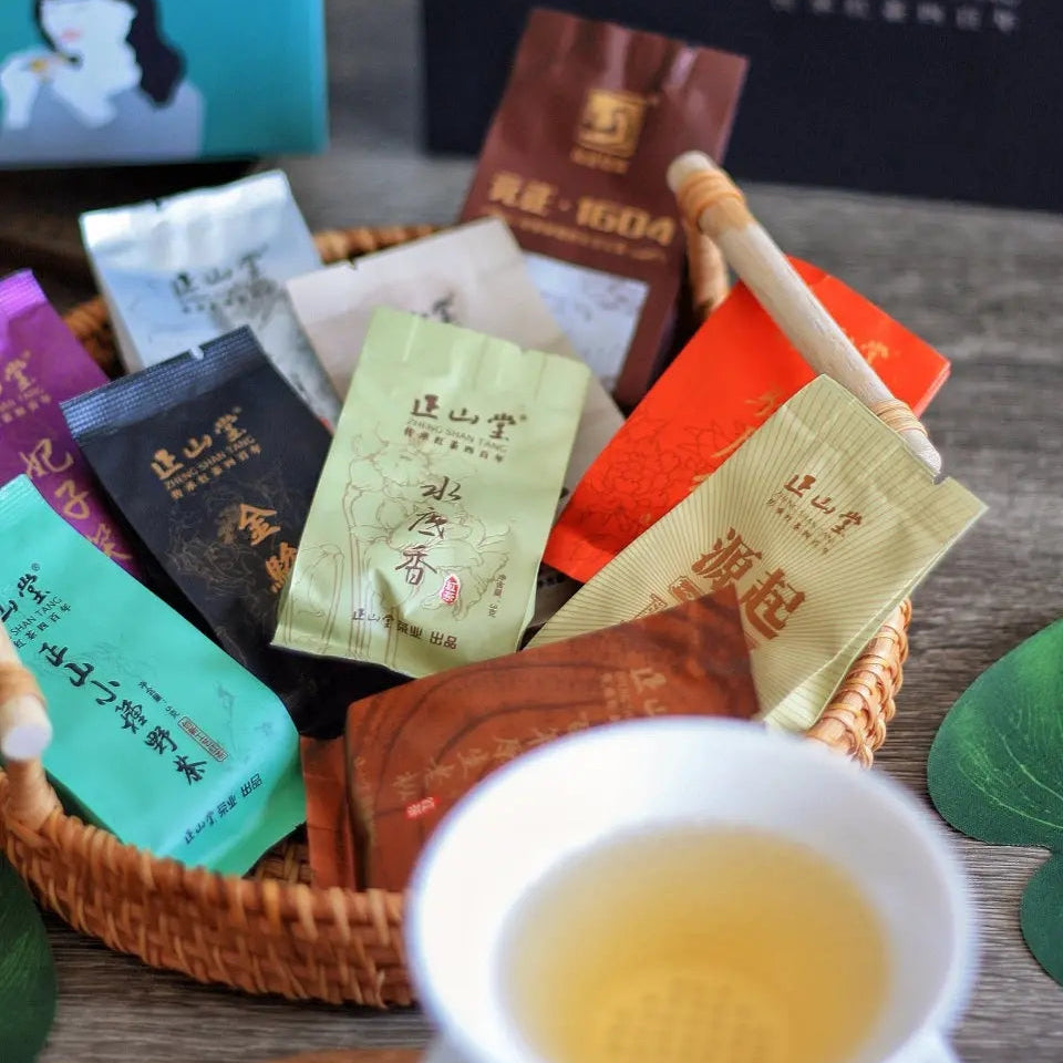Lapsangstore Monthly Tea Subscription Service