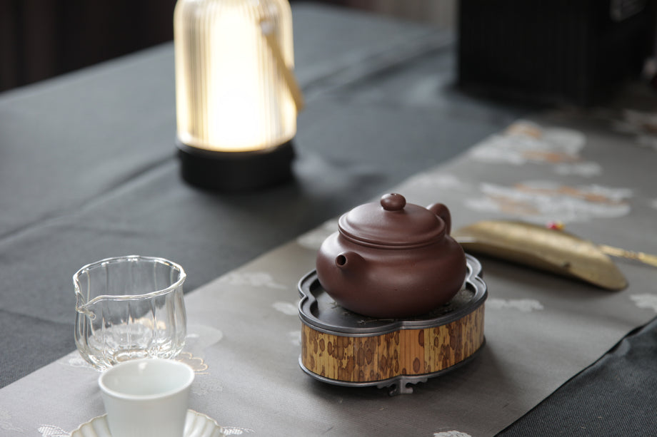 紫砂壺 Amazon.com: 宜兴正品紫砂壶Purple Clay Teapot Zisha Tea Set