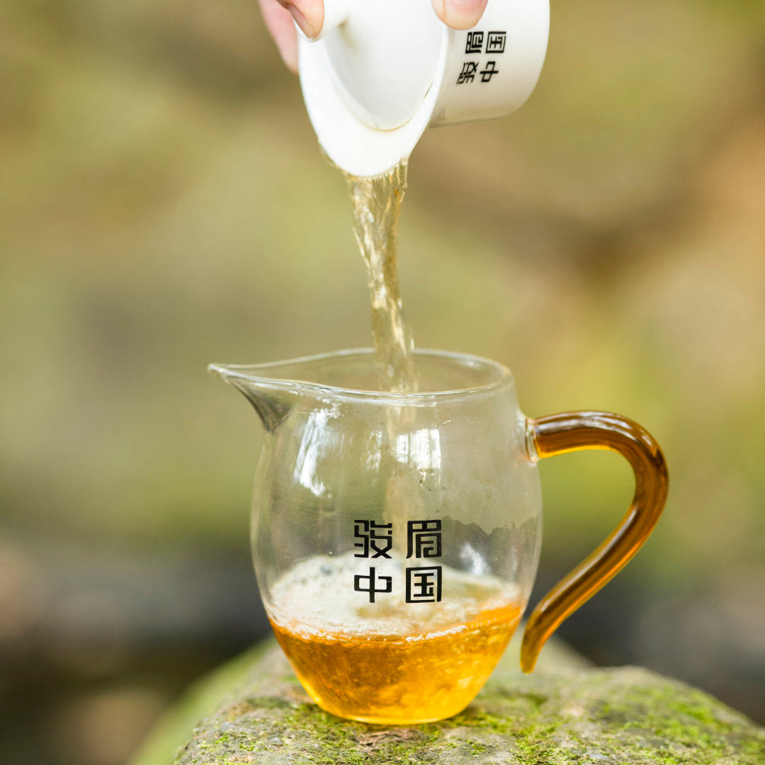 JunMei China Tibet西藏 Snow Mountain Black Tea 75g Tin[YZ03]