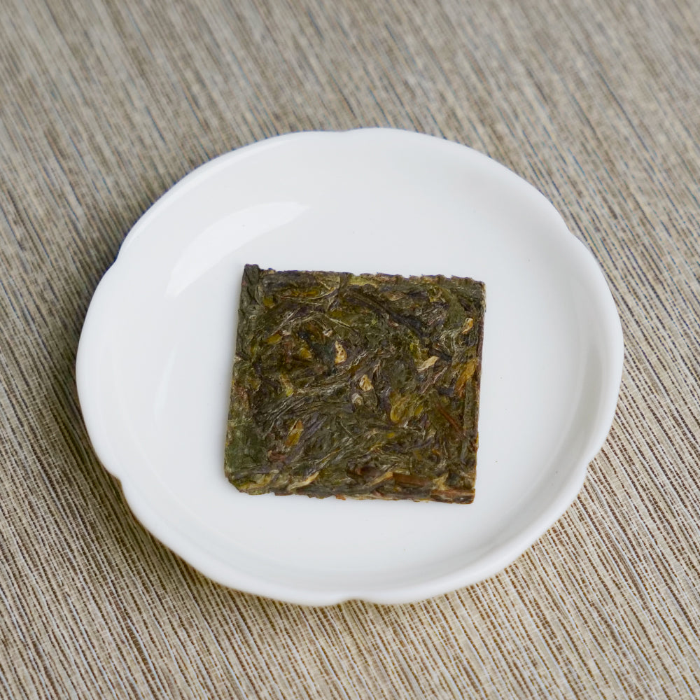 Yunnan 2668m Altitude Organic Manor Pu`er Tea Pouch